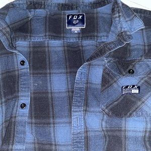 Men’s FOX xl shirt
